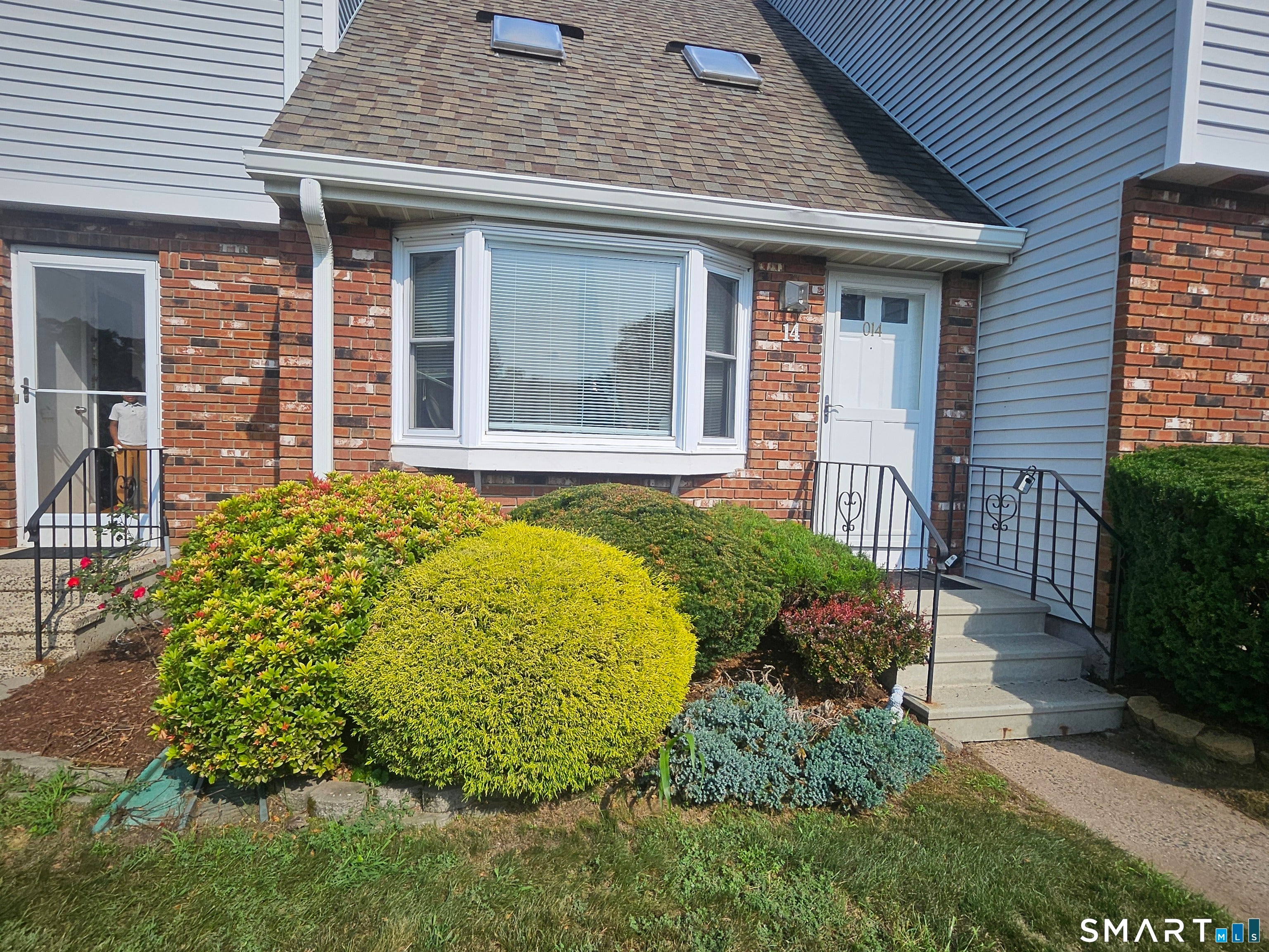 14 Saint Marc Circle O (village O)
