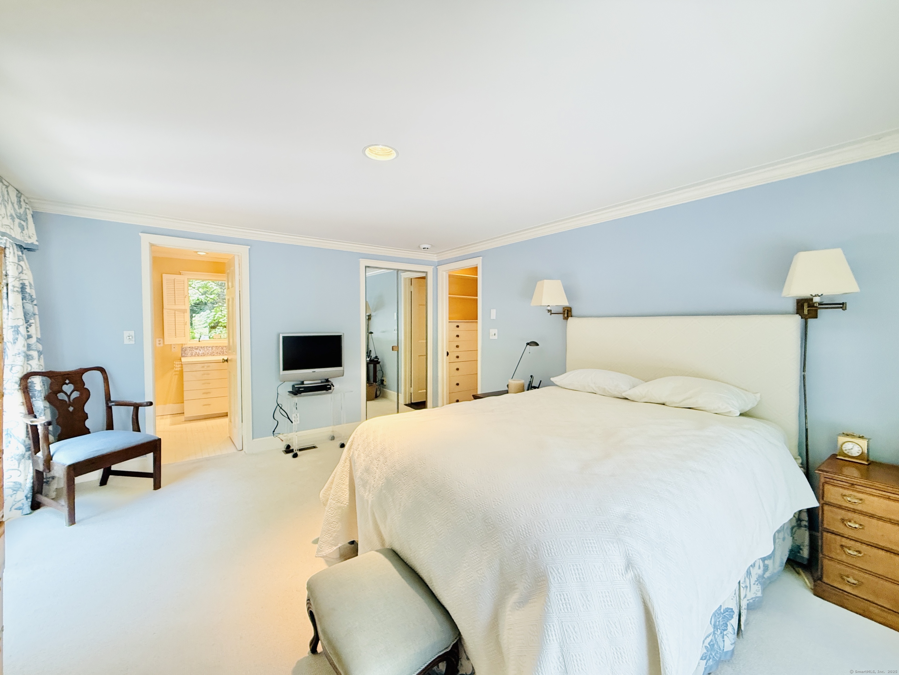 Stamford, Connecticut 06903, United States, 3 Bedrooms Bedrooms, ,4 BathroomsBathrooms,Residential,Pending,144334