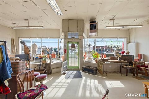 Tiny photo for 33 Boston Post Road, Waterford, CT 06385 (MLS # 24150361)