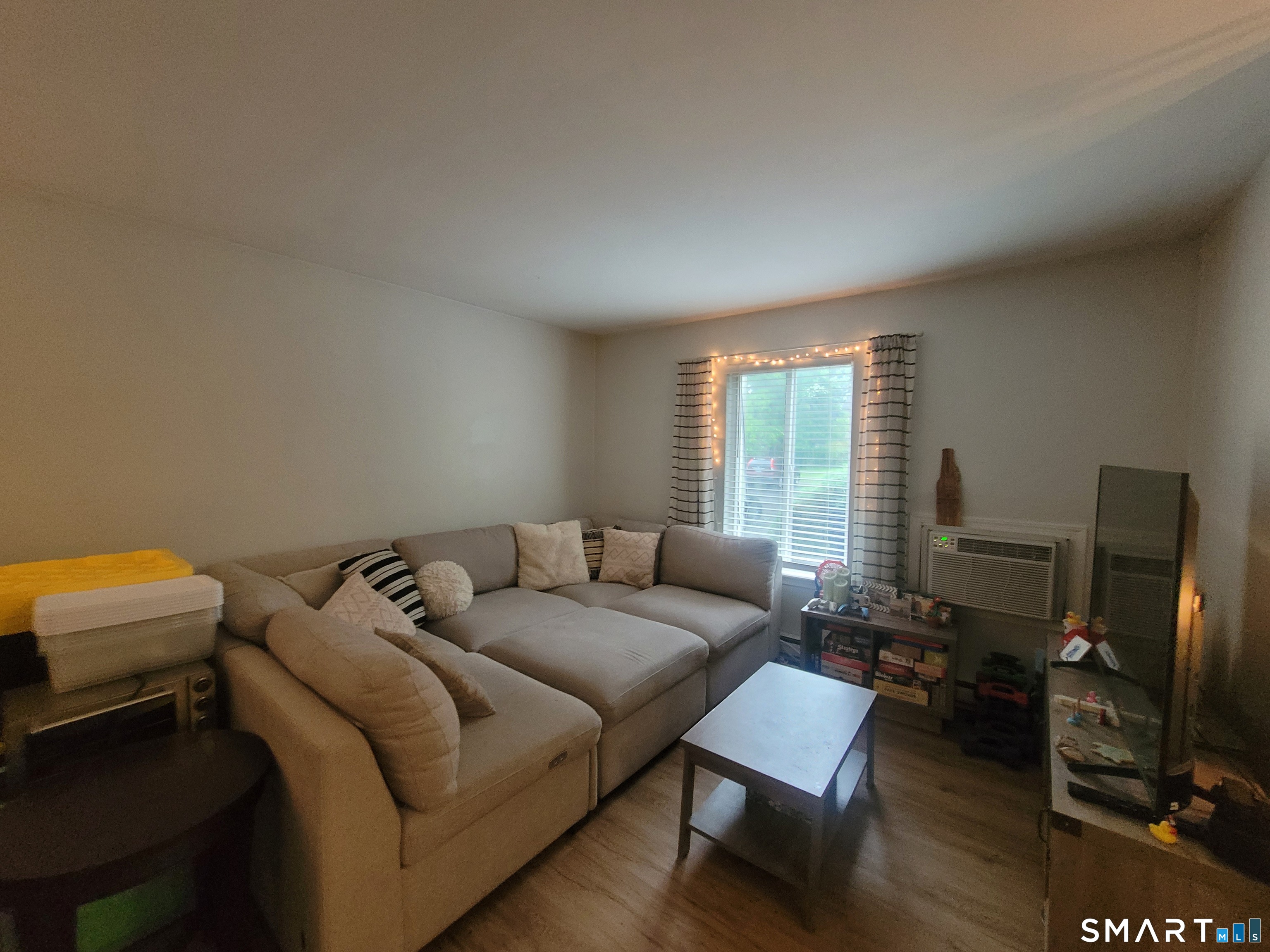 64 Nashville Road A