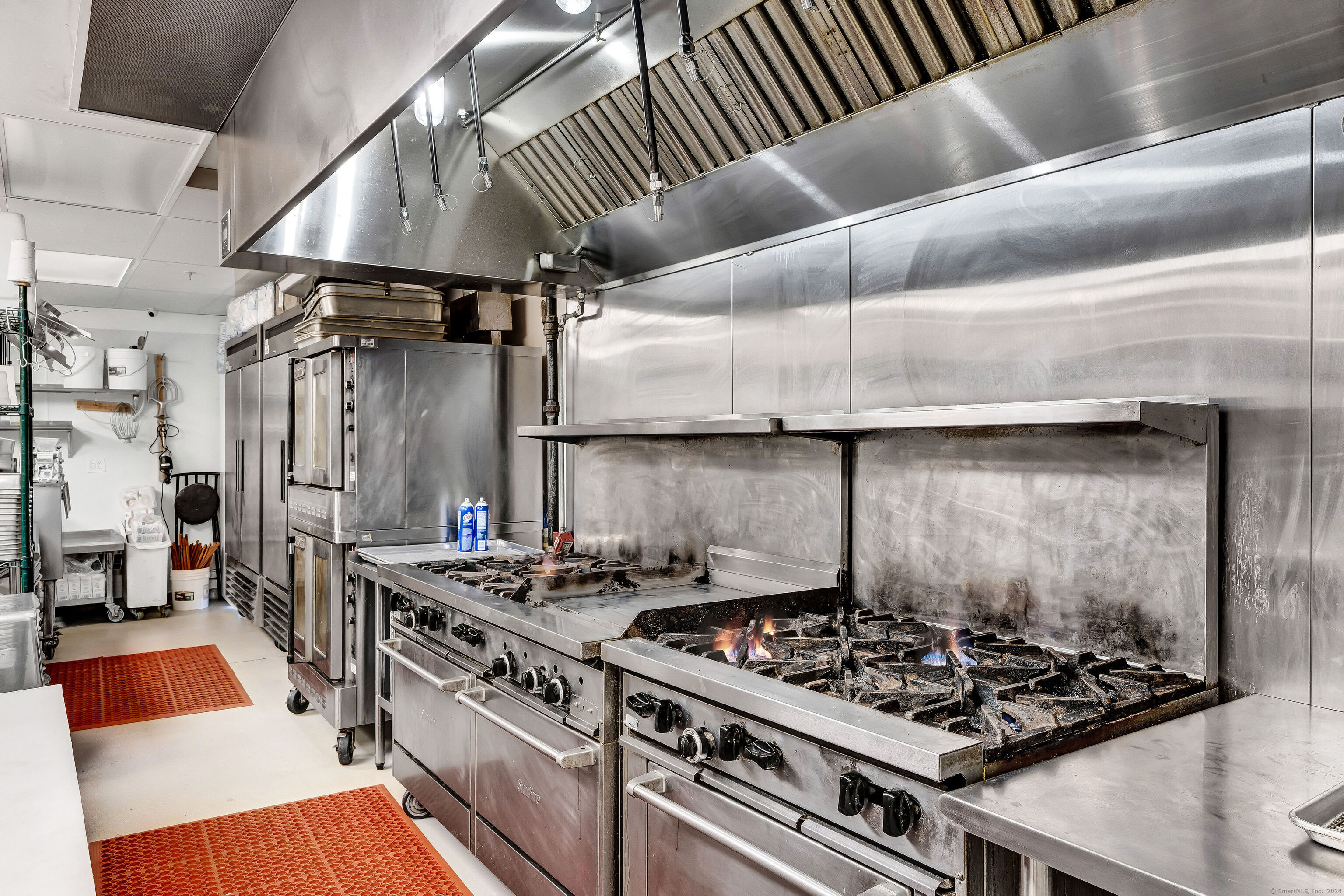 Southington, Connecticut 06489, United States, ,Commercial,Pending,41429