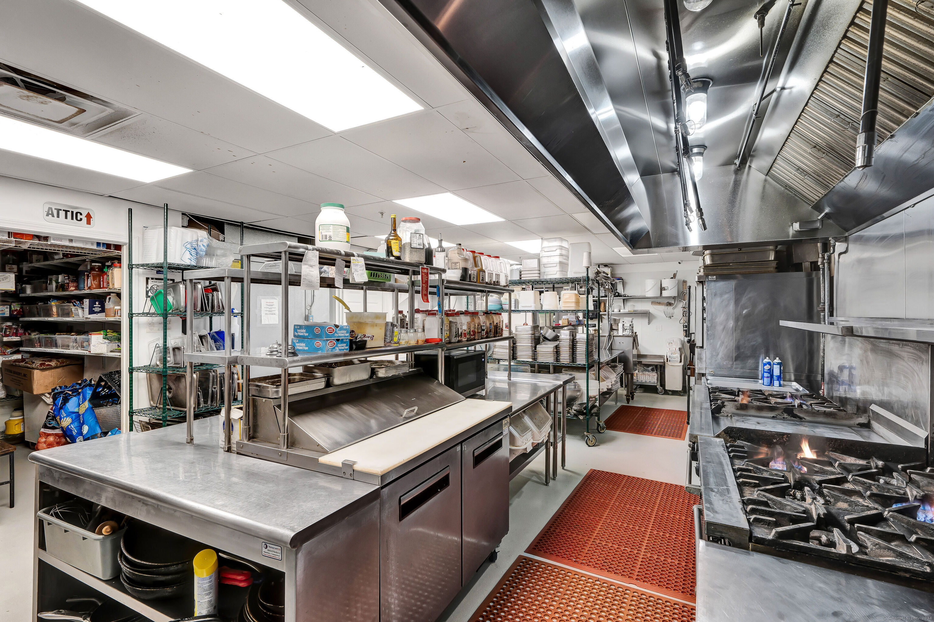 Southington, Connecticut 06489, United States, ,Commercial,Pending,41429