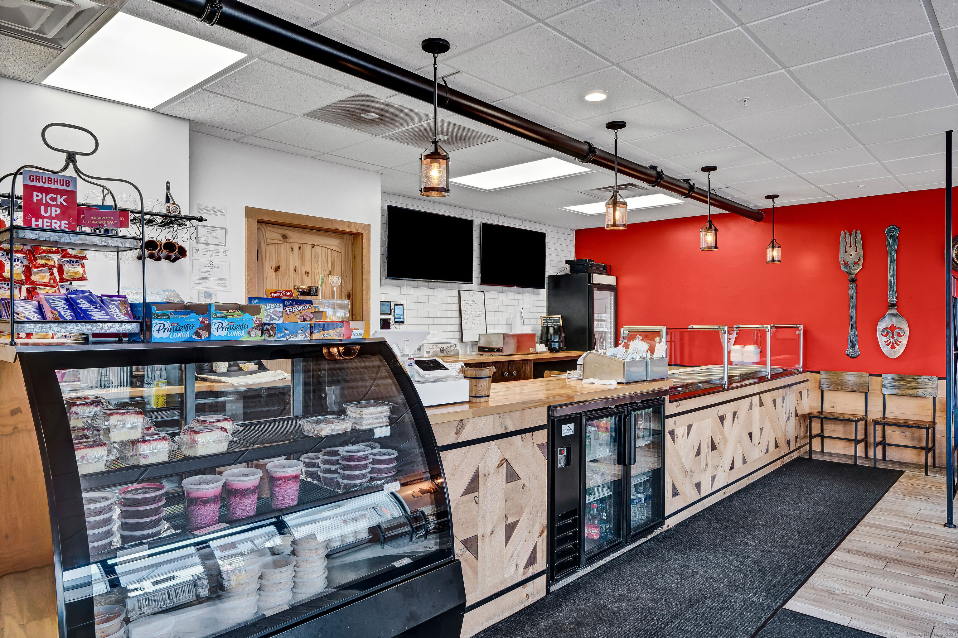 Southington, Connecticut 06489, United States, ,Commercial,Pending,41429