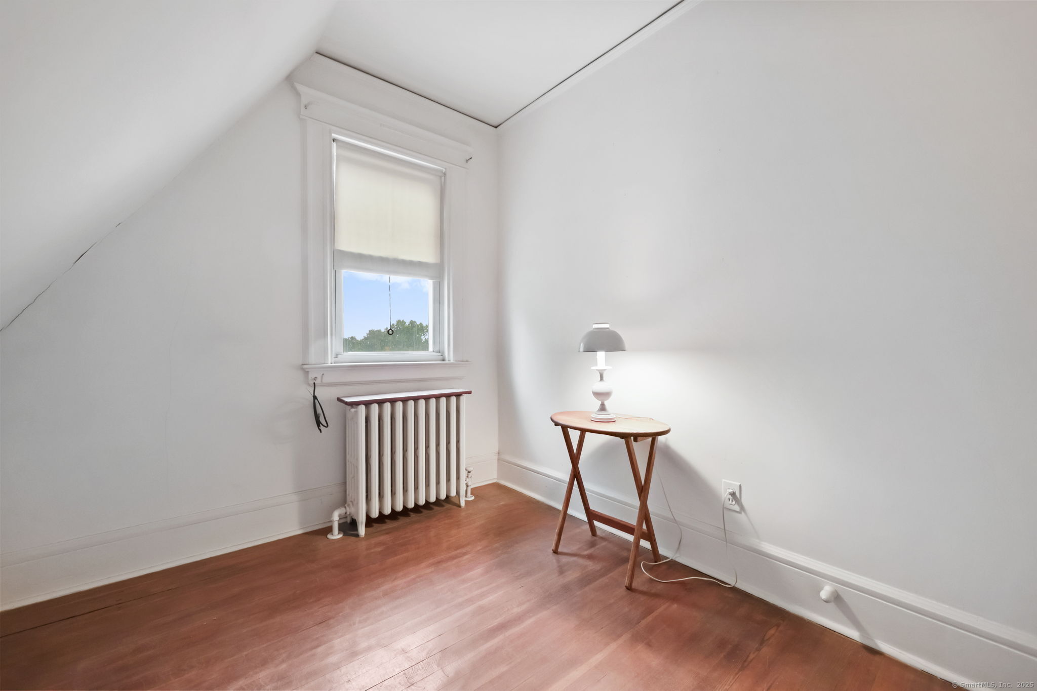 Greenwich, Connecticut 06830, United States, 2 Bedrooms Bedrooms, ,2 BathroomsBathrooms,Residential,Active,218829