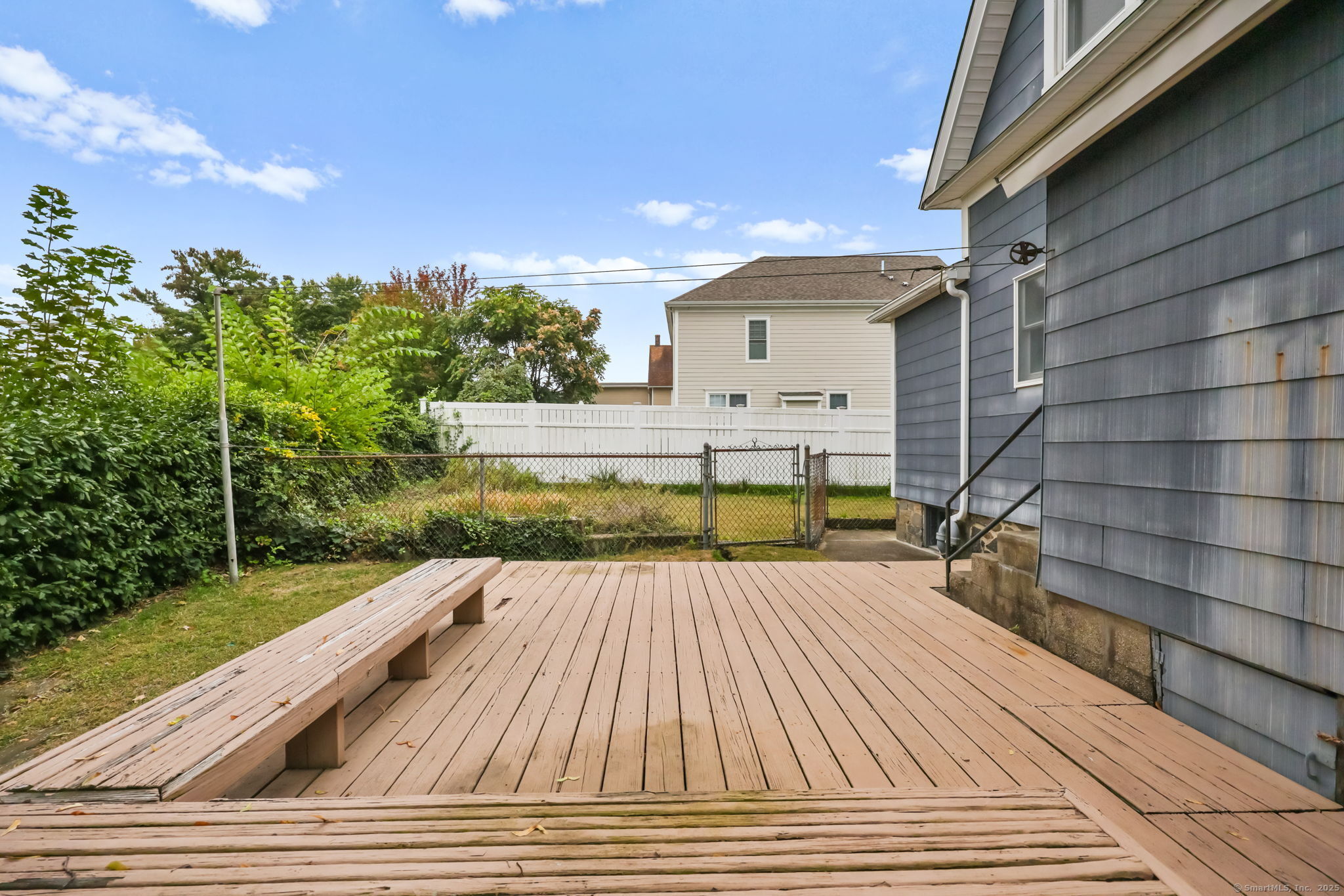 Greenwich, Connecticut 06830, United States, 2 Bedrooms Bedrooms, ,2 BathroomsBathrooms,Residential,Active,218829