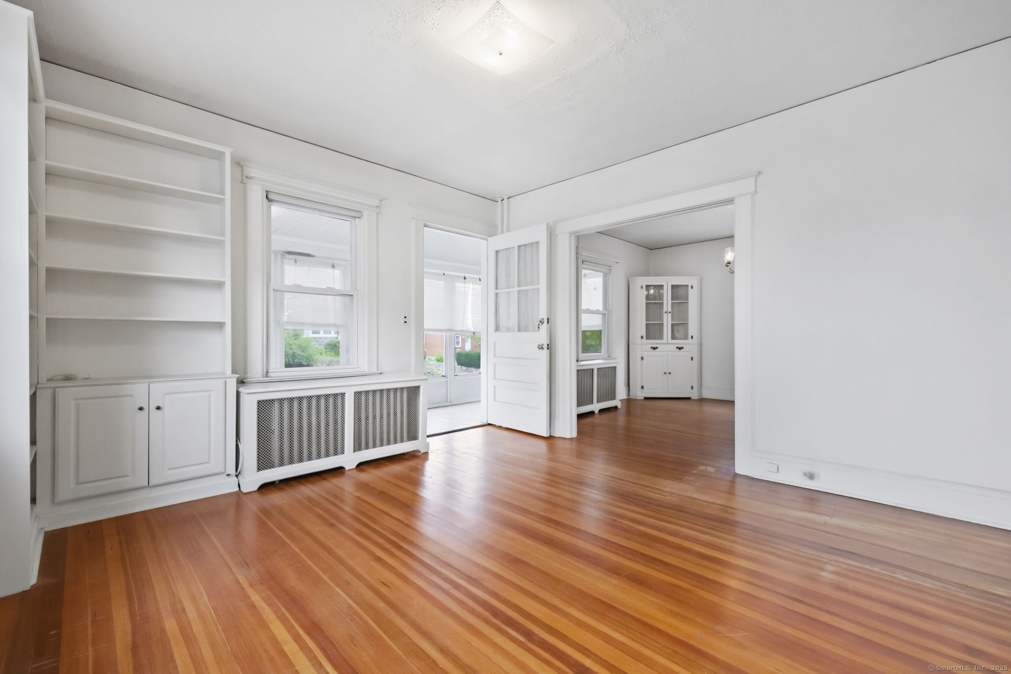 Greenwich, Connecticut 06830, United States, 2 Bedrooms Bedrooms, ,2 BathroomsBathrooms,Residential,Active,218829