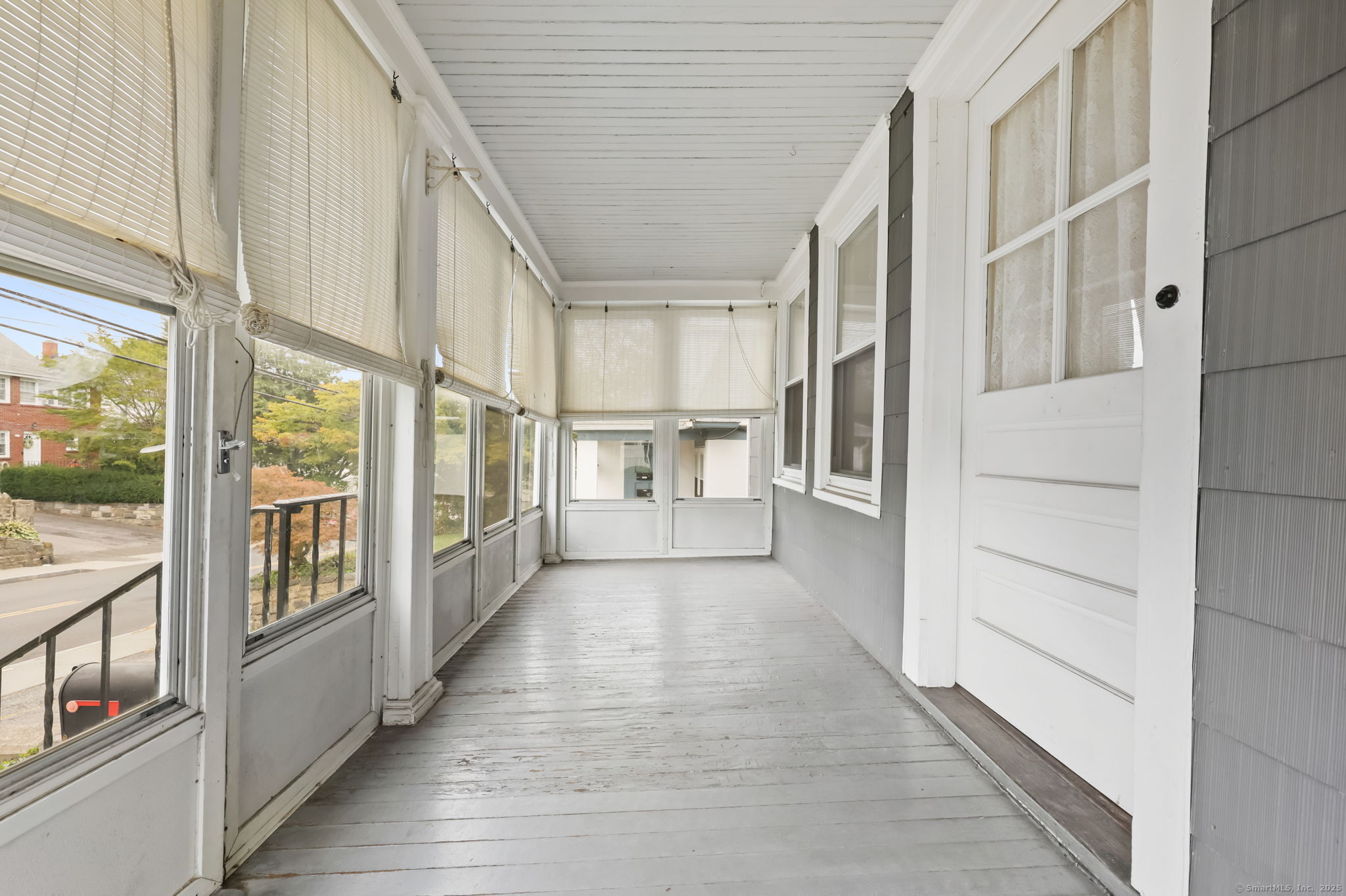 Greenwich, Connecticut 06830, United States, 2 Bedrooms Bedrooms, ,2 BathroomsBathrooms,Residential,Active,218829