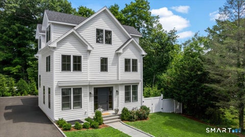 Condo For Sale - 6 Down River Road #2<br/> New Canaan, CT 06840