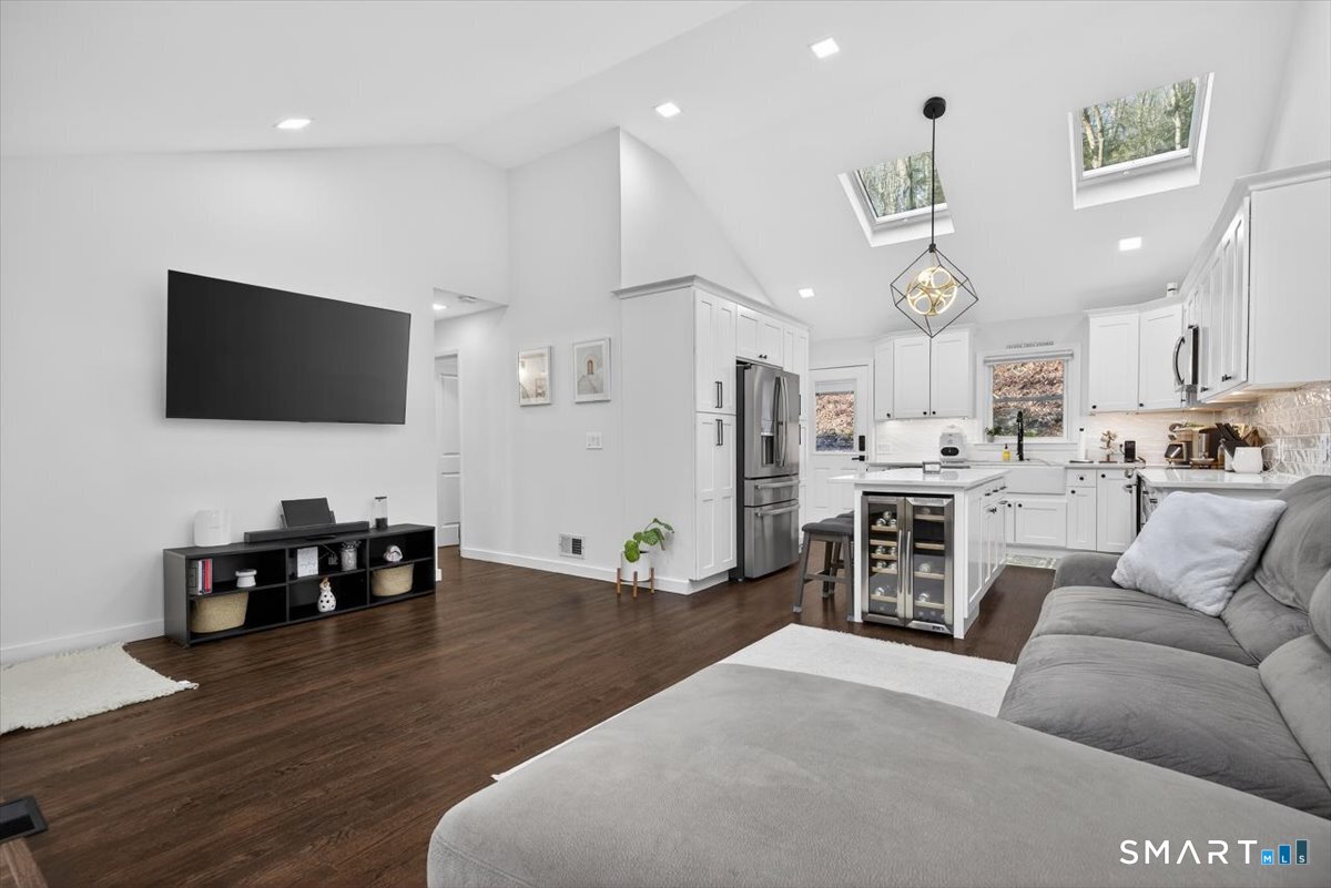 148 Roosevelt Drive