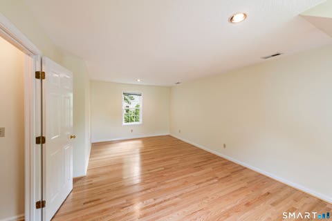 Tiny photo for 26 Fox Hollow #26, Avon, CT 06001 (MLS # 24193630)