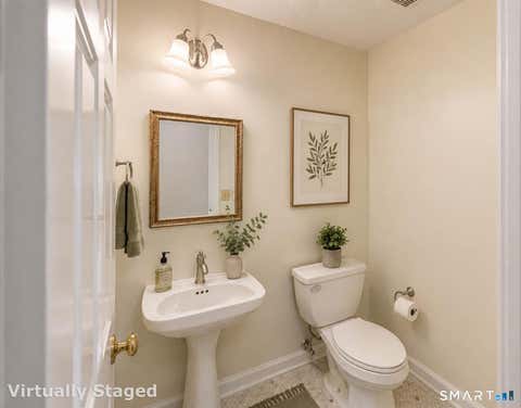 Tiny photo for 26 Fox Hollow #26, Avon, CT 06001 (MLS # 24193630)