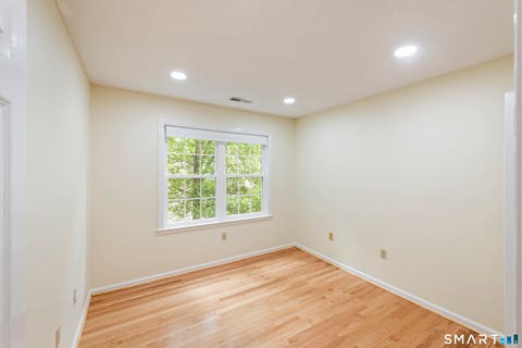 Tiny photo for 26 Fox Hollow #26, Avon, CT 06001 (MLS # 24193630)