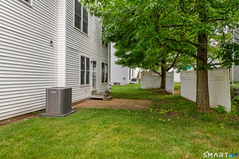 Tiny photo for 26 Fox Hollow #26, Avon, CT 06001 (MLS # 24193630)