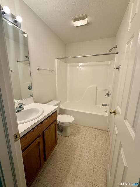 Tiny photo for 26 Fox Hollow #26, Avon, CT 06001 (MLS # 24193630)