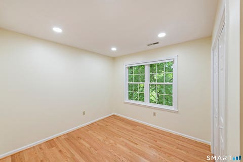 Tiny photo for 26 Fox Hollow #26, Avon, CT 06001 (MLS # 24193630)
