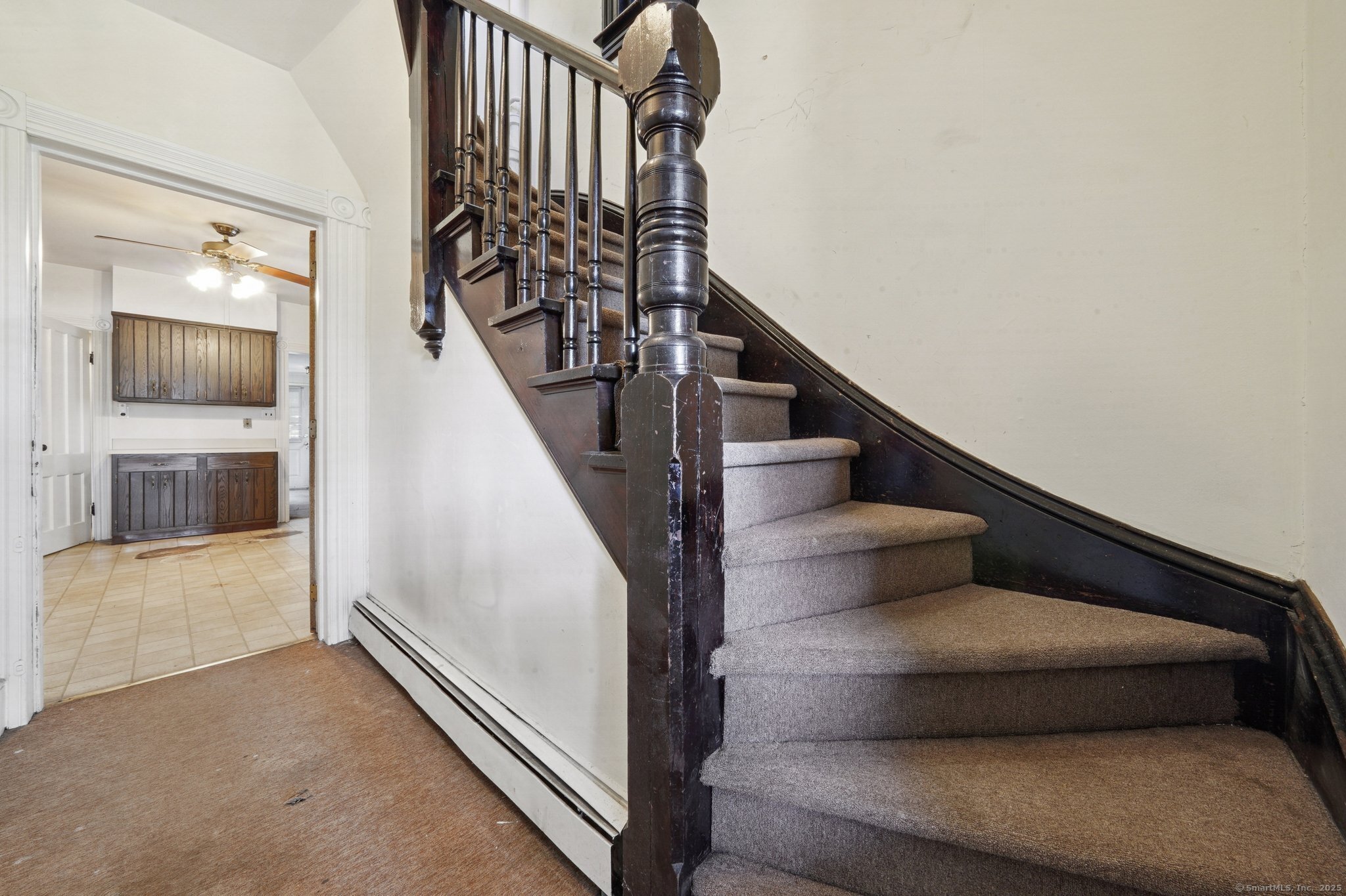 85 Soundview Avenue