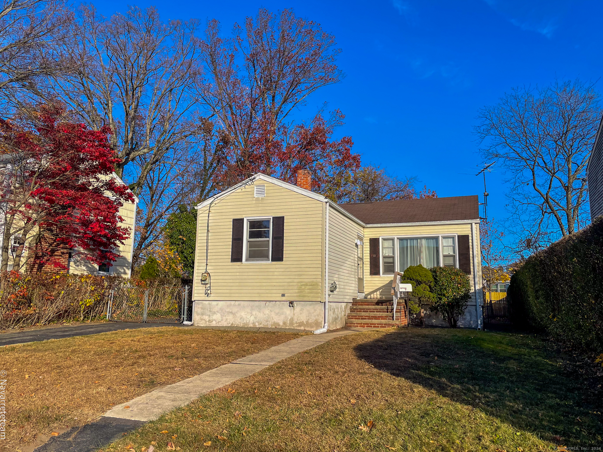 13 Willowbrook Place, Stamford, Connecticut - 3 Bedrooms  
1 Bathrooms  
5 Rooms - 