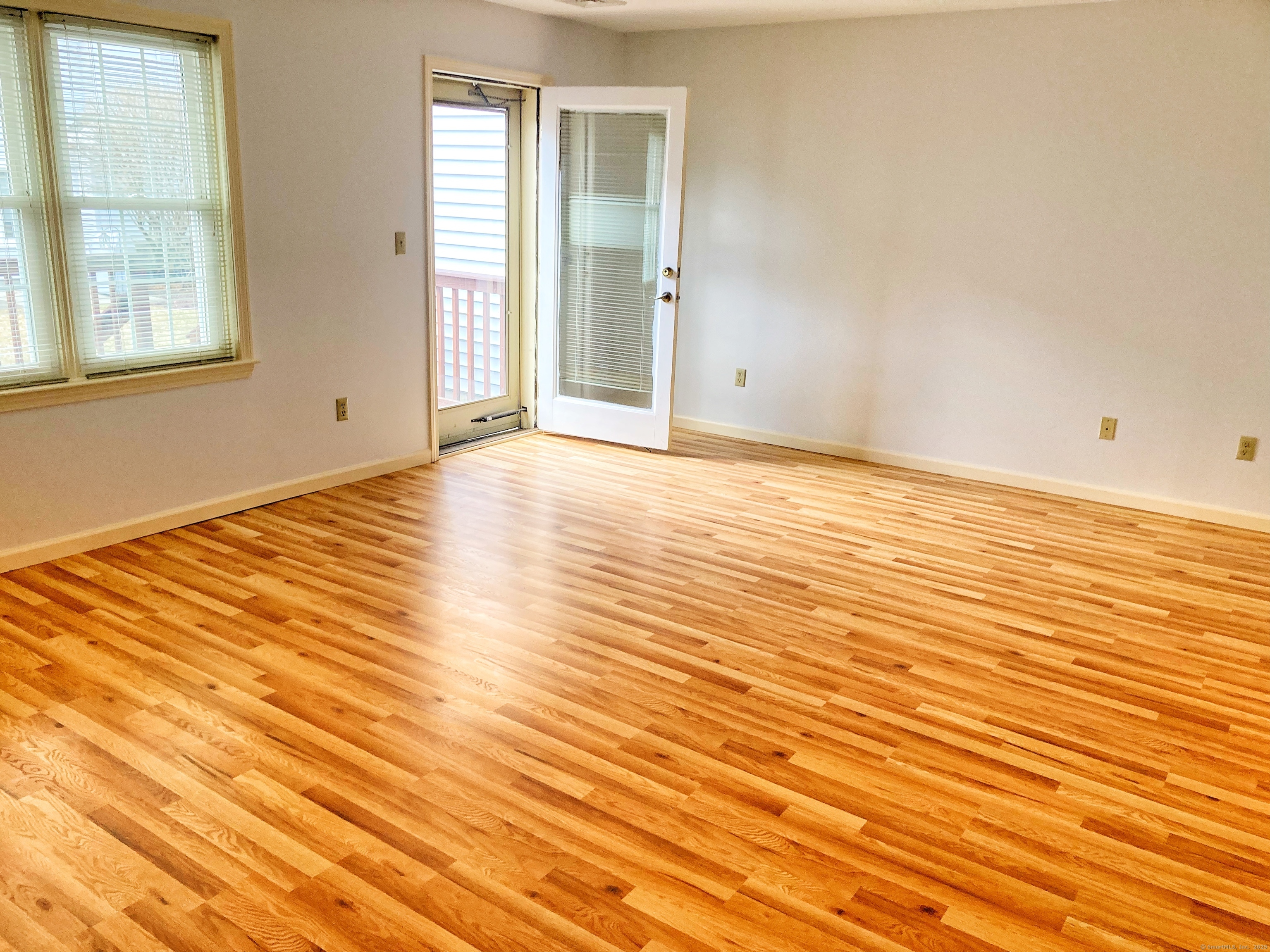 368 Meridian Street Extension #APT 42, Groton, Connecticut image 3