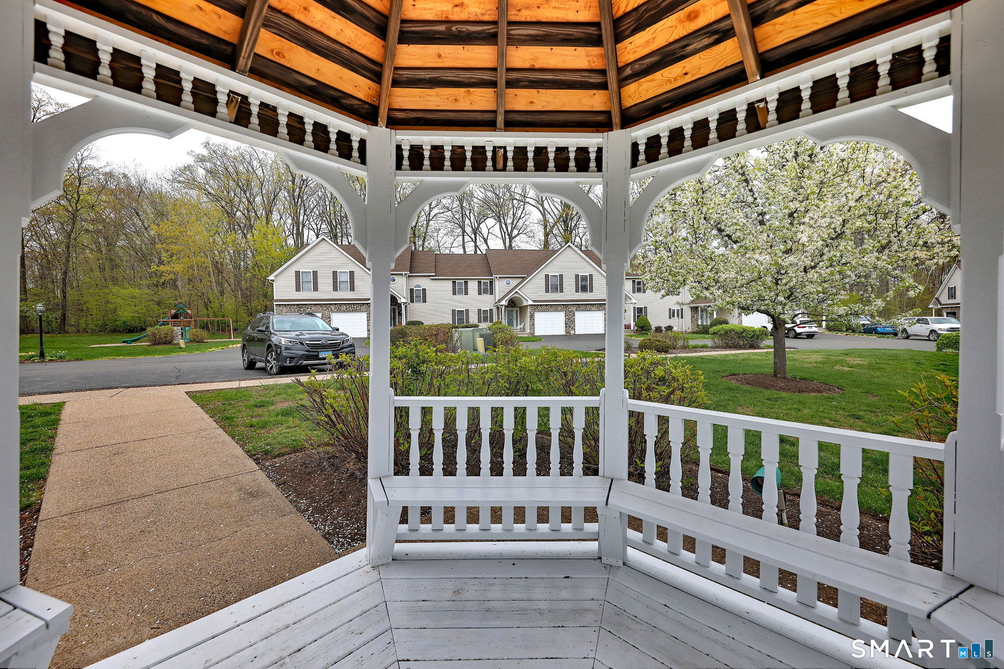 157 Burritt Street 9