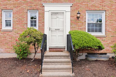 A home in New Canaan