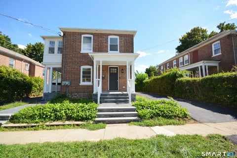 Photo of 27 Longview Avenue, Fairfield, CT 06824 (MLS # 24204948)
