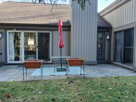 Tiny photo for 500 Heritage Village #A, Southbury, CT 06488 (MLS # 24140821)