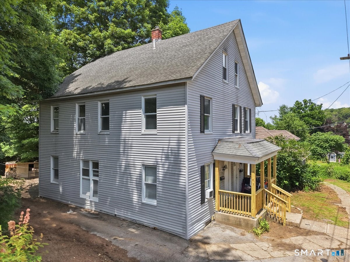 371 Laurel Hill Avenue