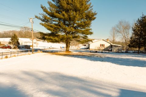 A home in Griswold