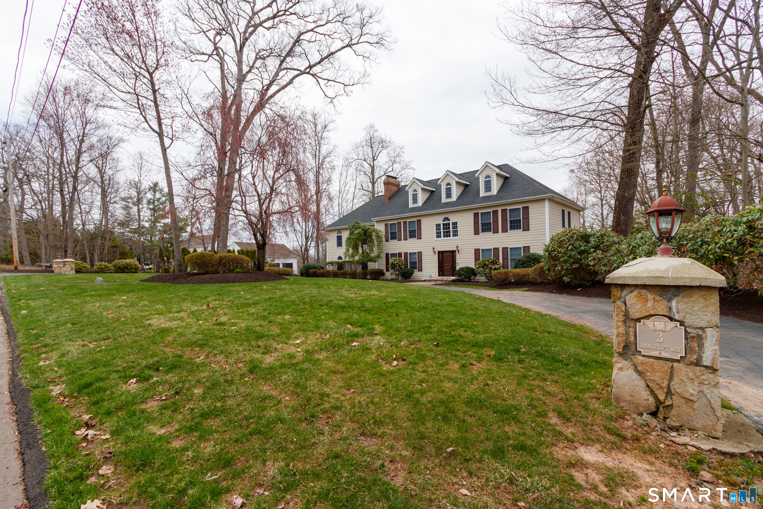 3 Lancelot Way
