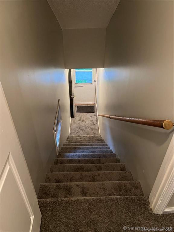 62 Whiton Street 2nd Floor