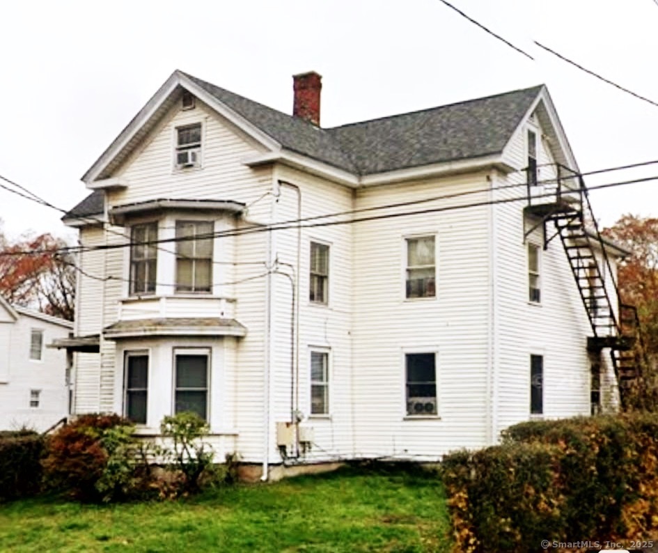 Property for Sale at Broad Street, Meriden, Connecticut - Bedrooms: 9 
Bathrooms: 3 
Rooms: 9  - $450,000