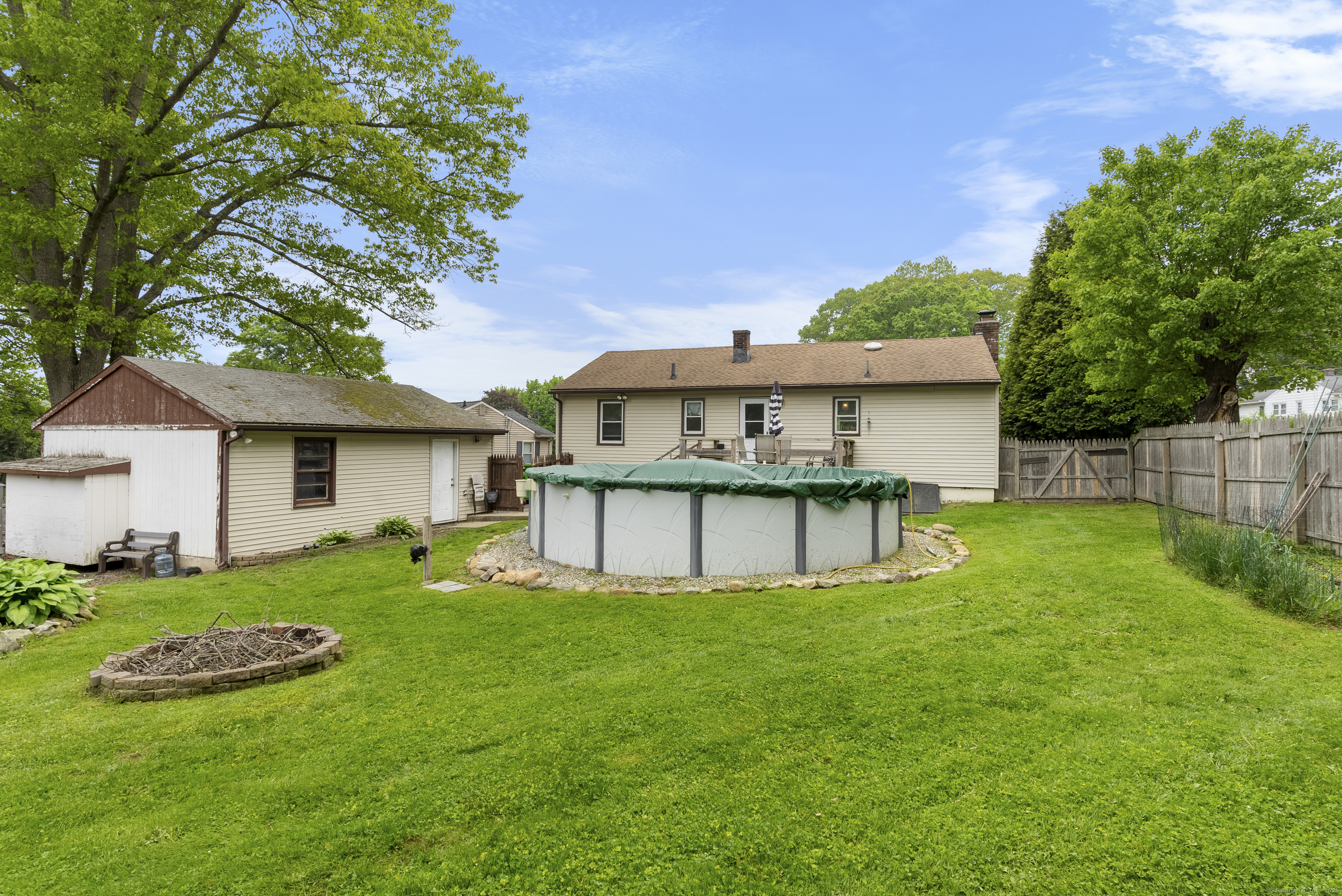 35 Tree Hill Road, Waterbury, Connecticut image 23