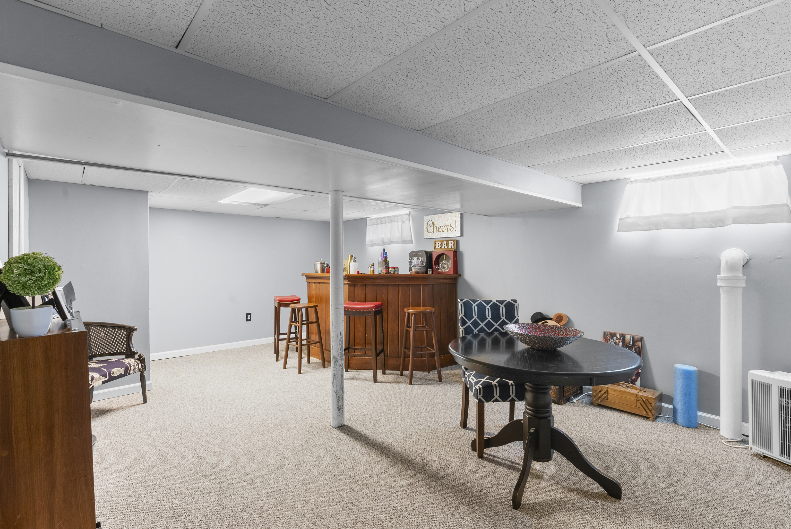 35 Tree Hill Road, Waterbury, Connecticut image 14