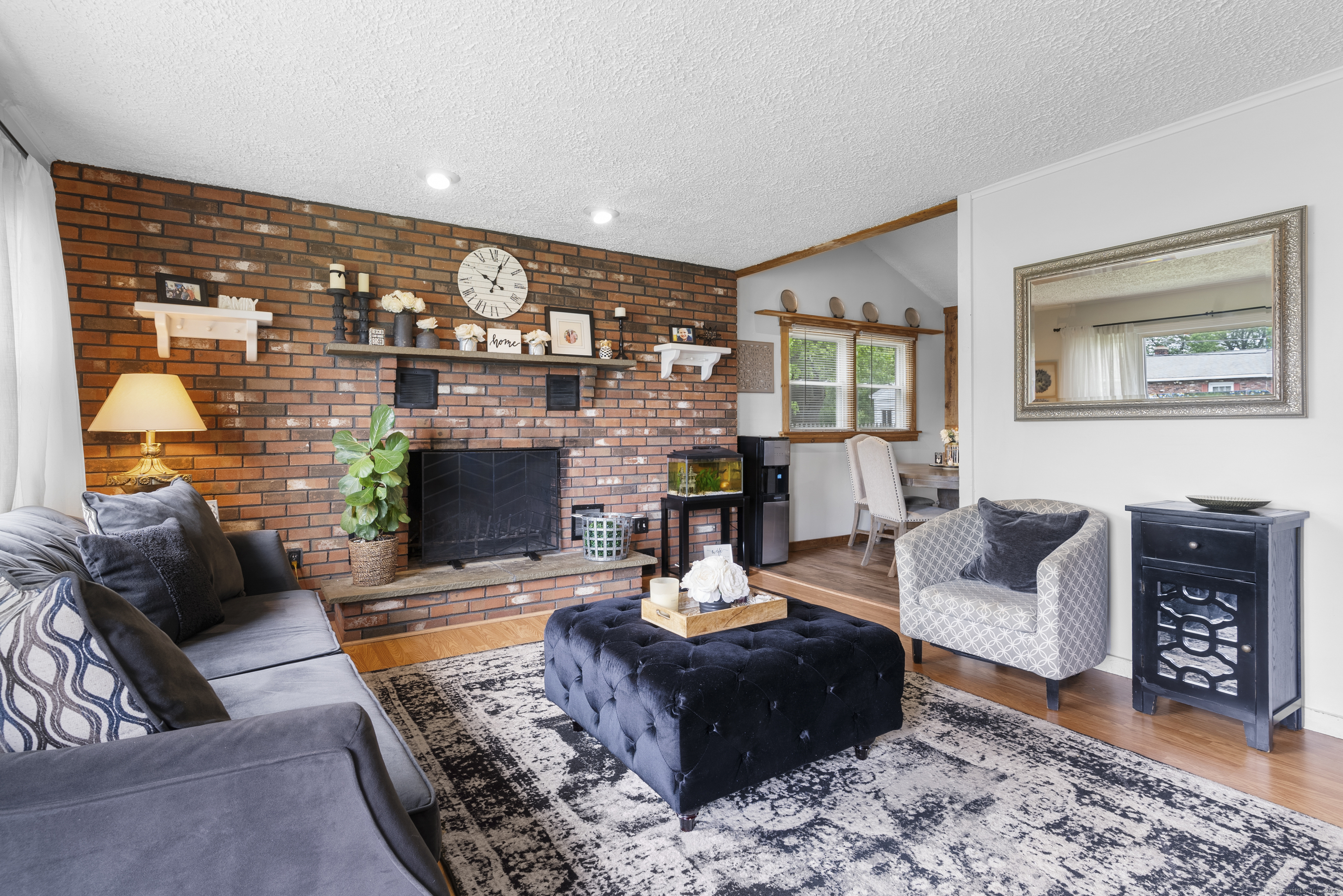 35 Tree Hill Road, Waterbury, Connecticut image 5
