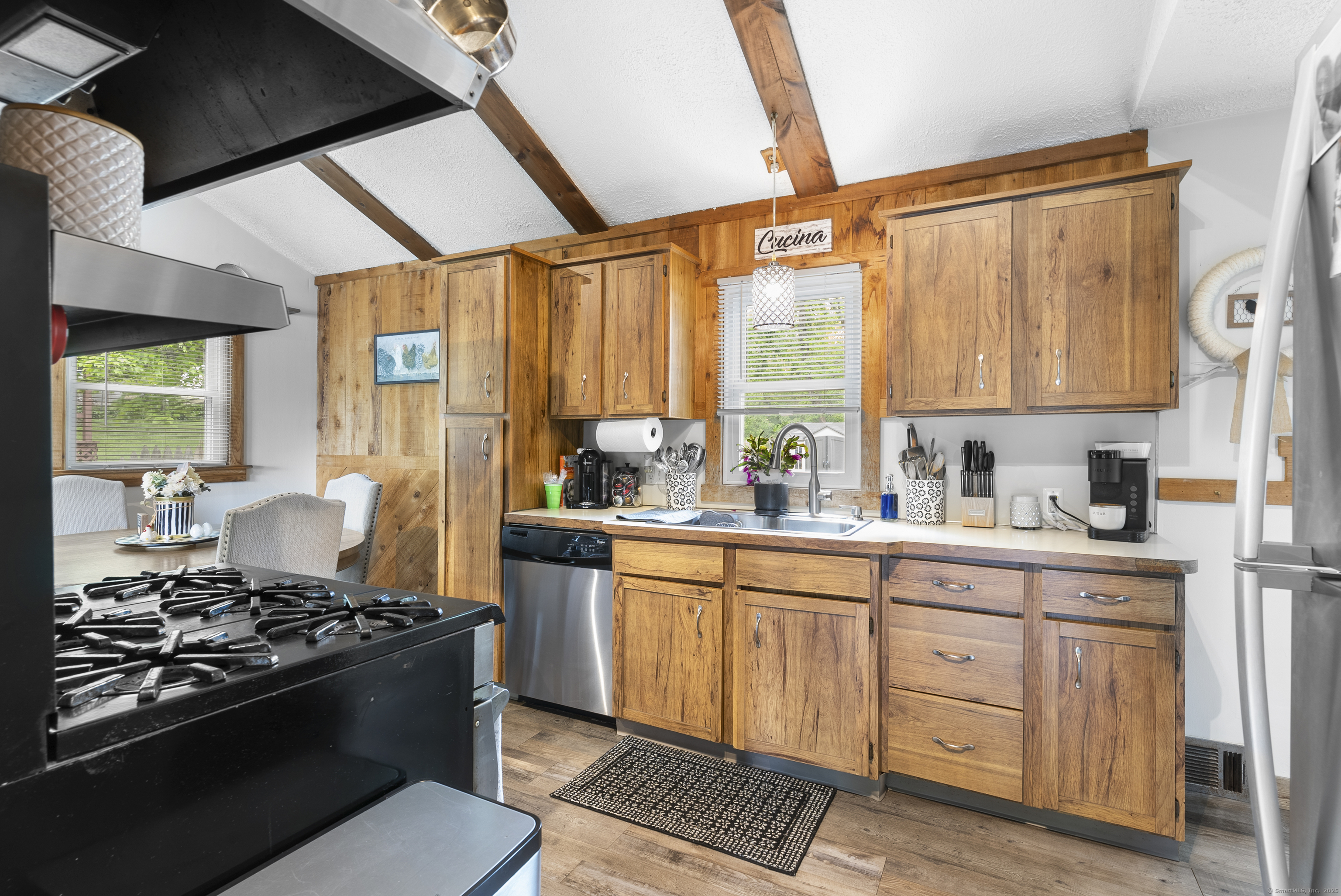 35 Tree Hill Road, Waterbury, Connecticut image 9