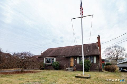 559 Oak Bluff Avenue Stratford CT 06615