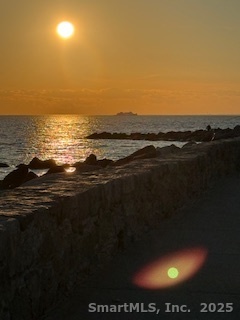 559 Oak Bluff Avenue