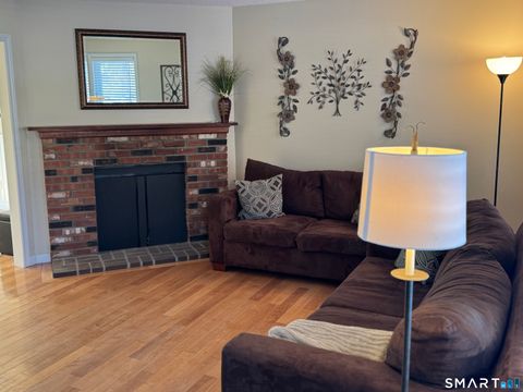 Tiny photo for 7 Bay Path Way #7, Branford, CT 06405 (MLS # 24156519)