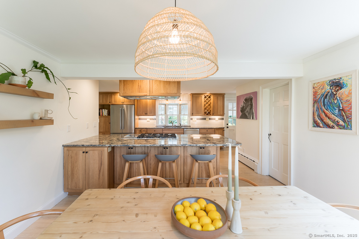 Groton, Connecticut 06340, United States, 3 Bedrooms Bedrooms, ,2 BathroomsBathrooms,Residential,Pending,154283