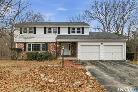 Apartment For Sale - 106 David Drive<br/> Tolland County, Coventry, CT 06238