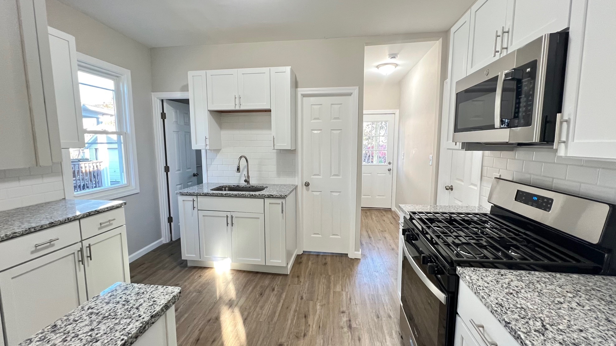 80 East Avenue, Bridgeport, Connecticut image 9