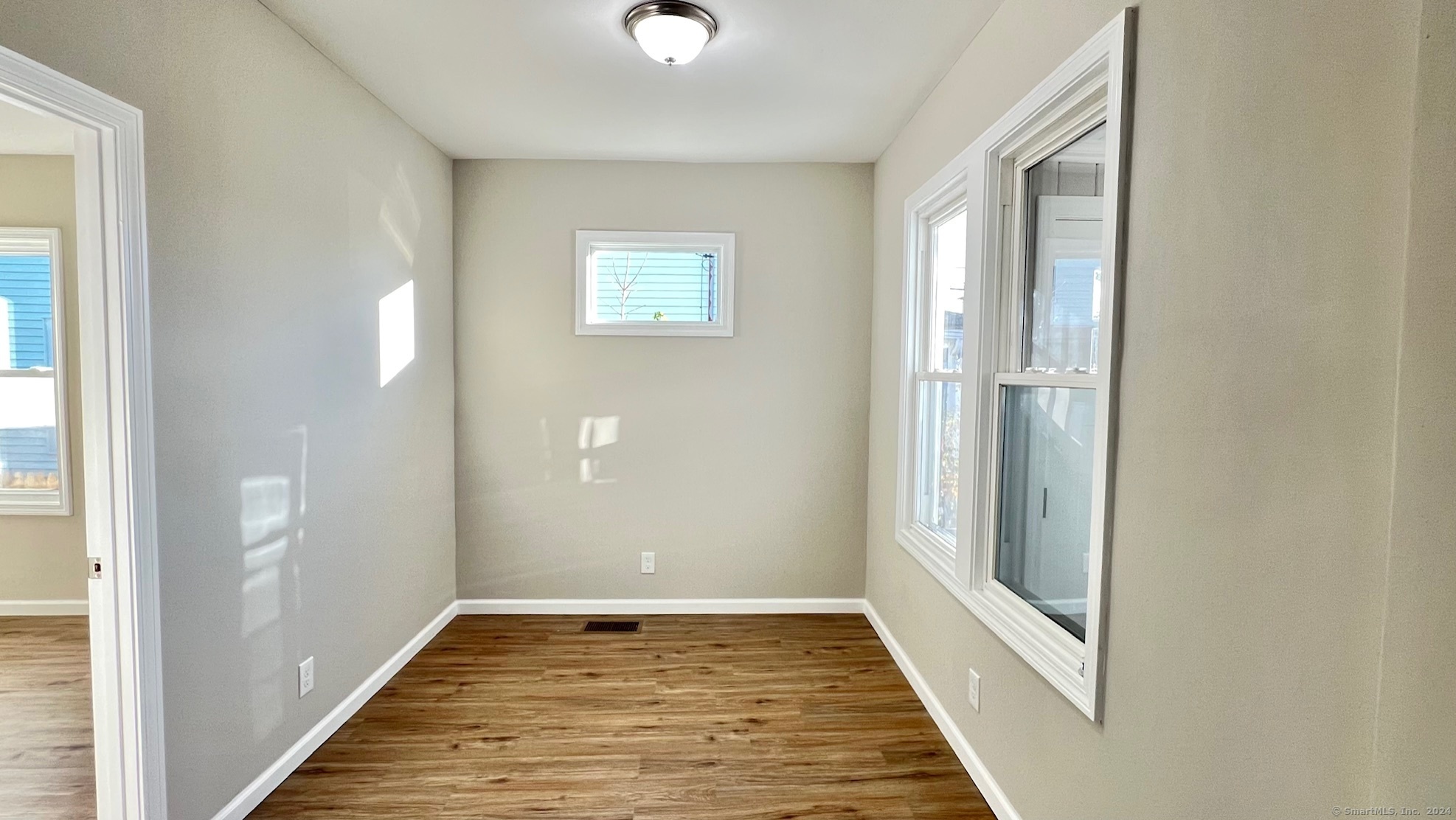 80 East Avenue, Bridgeport, Connecticut image 5