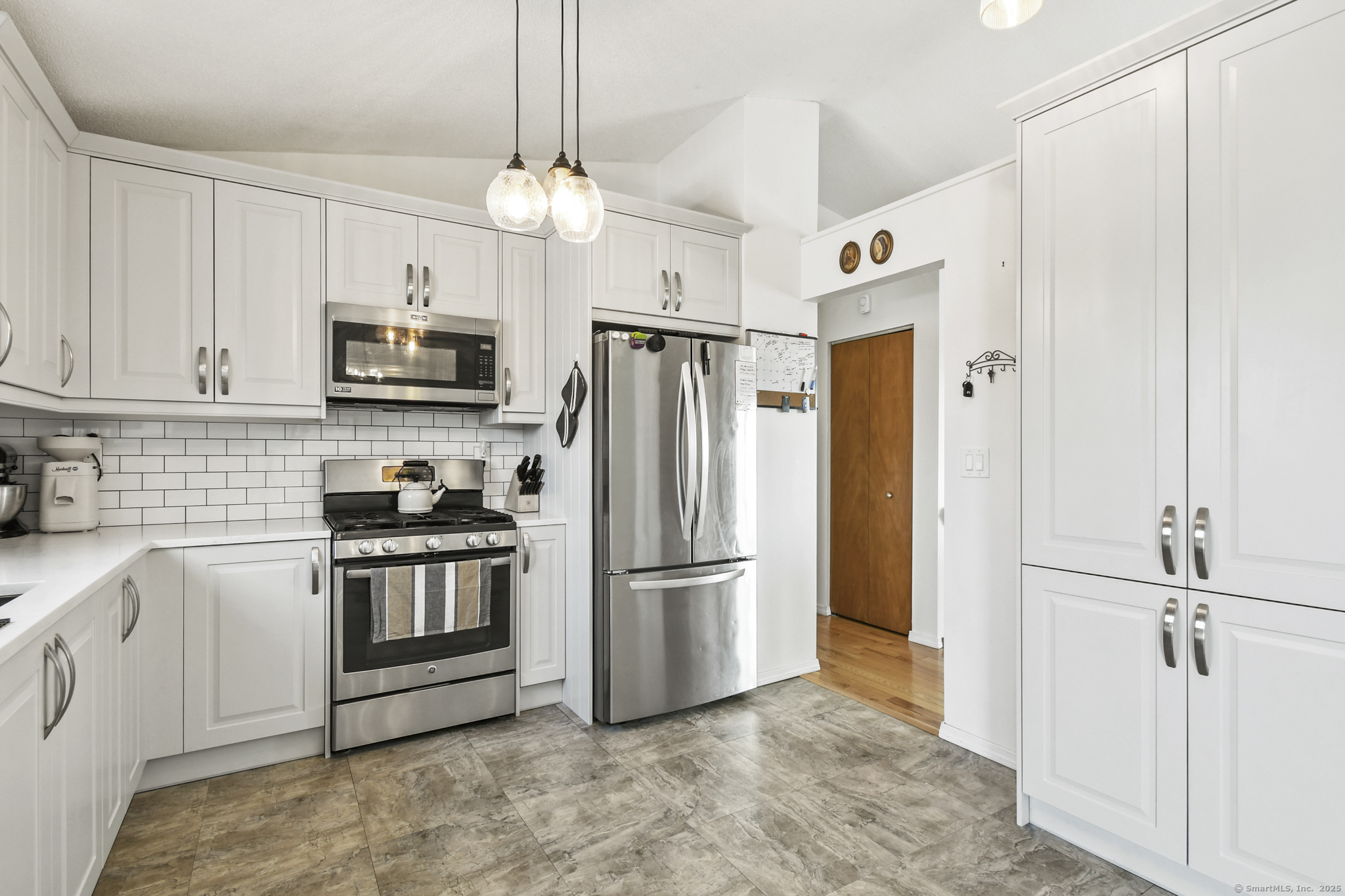 12 Roses Farm Road, East Haven, Connecticut image 13