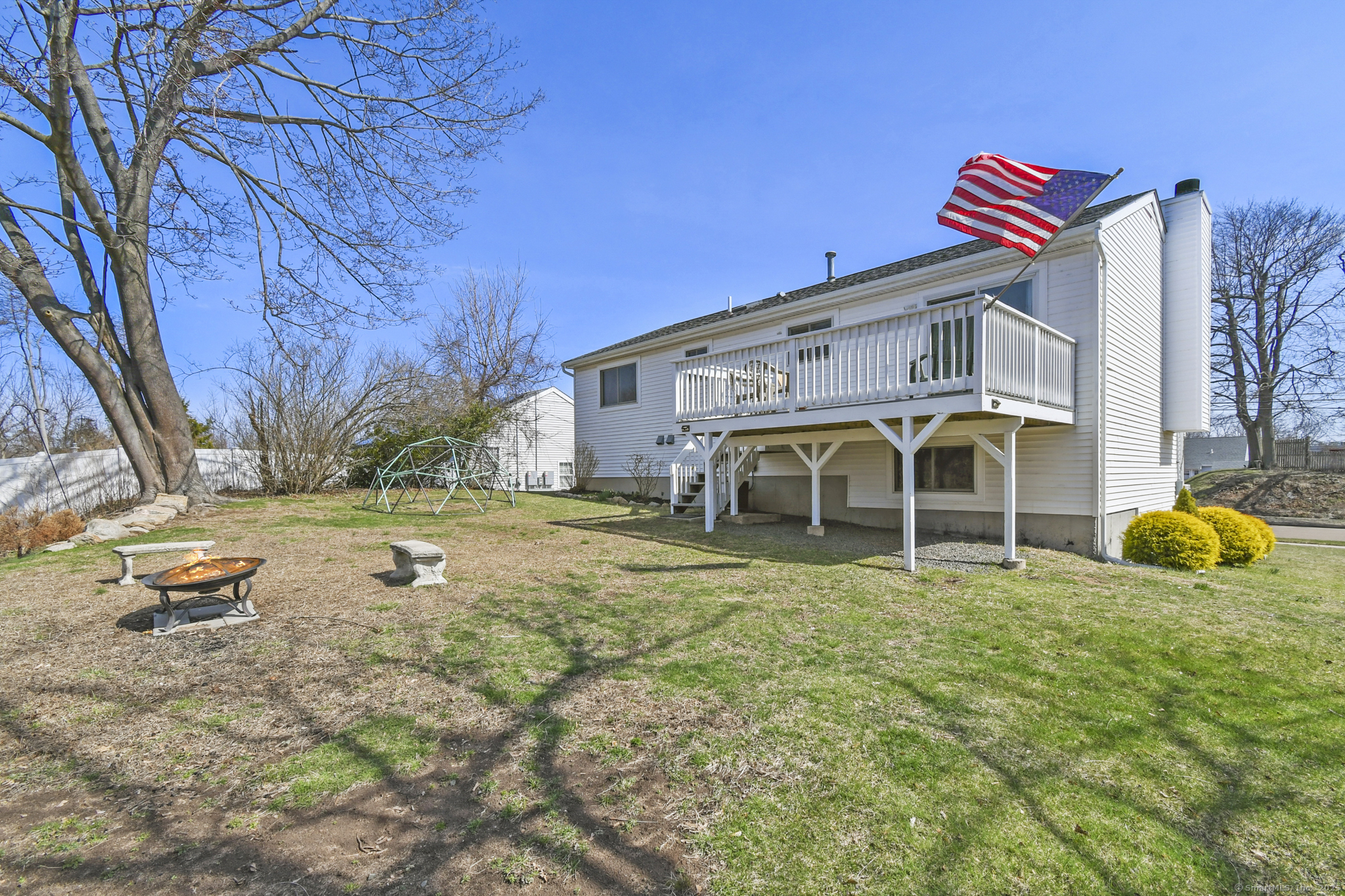 12 Roses Farm Road, East Haven, Connecticut image 3