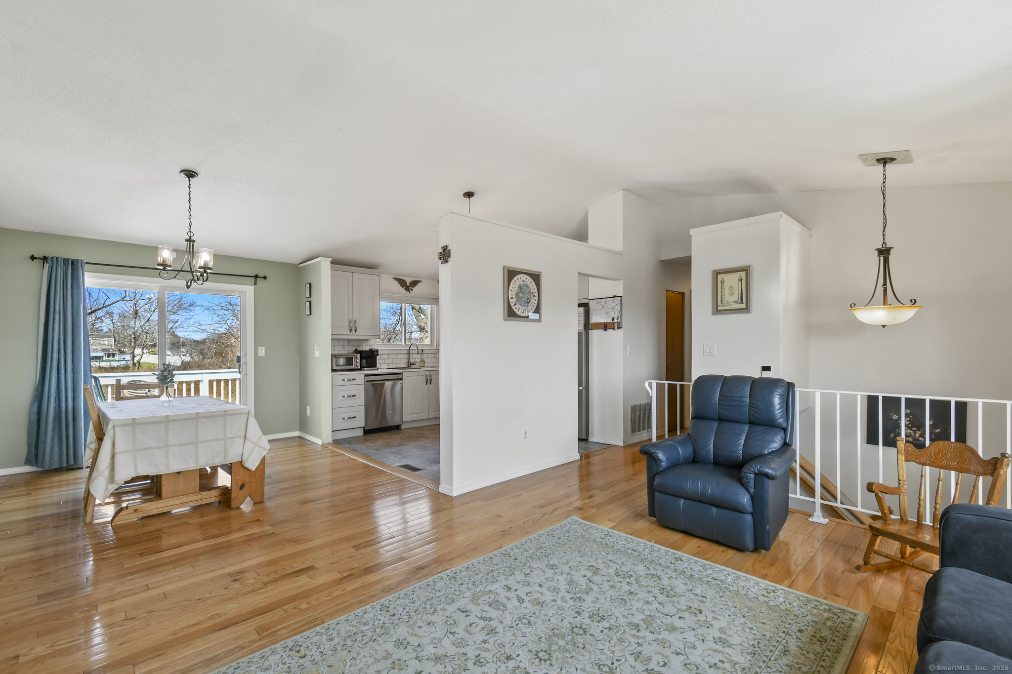 12 Roses Farm Road, East Haven, Connecticut image 6