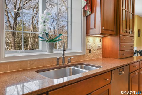 Tiny photo for 9 White Oak Lane, Avon, CT 06001 (MLS # 24157101)