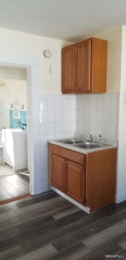 Tiny photo for 22 Clay Street, New Haven, CT 06513 (MLS # 24166550)