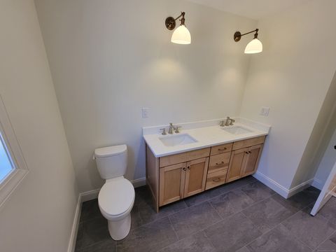 Tiny photo for 975 High Road, Berlin, CT 06037 (MLS # 24165888)