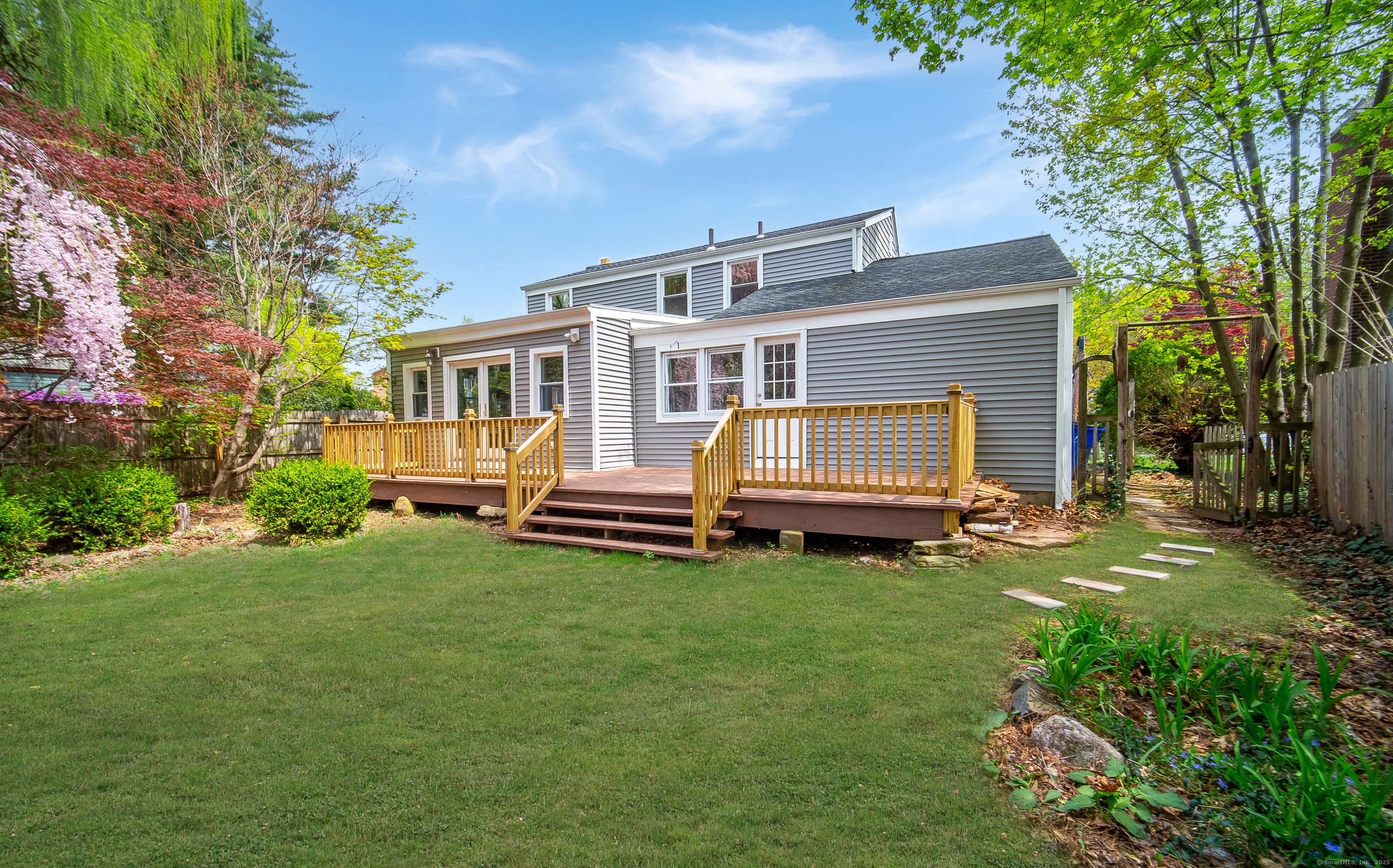 22 Hooker Drive, West Hartford, Connecticut image 38