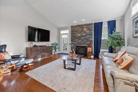 Tiny photo for 81 Fieldstone Lane #81, Beacon Falls, CT 06403 (MLS # 24133207)